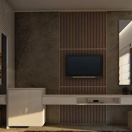 L Hotel 4*