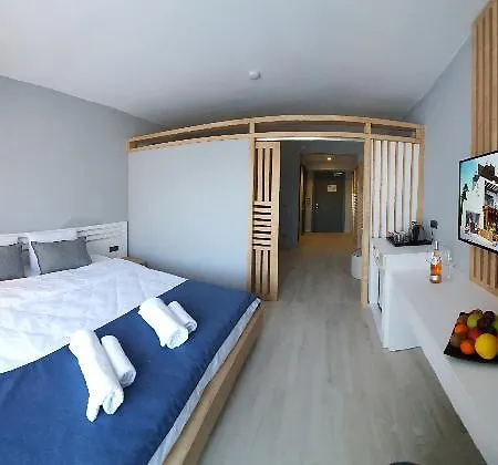 Hotel L 4*
