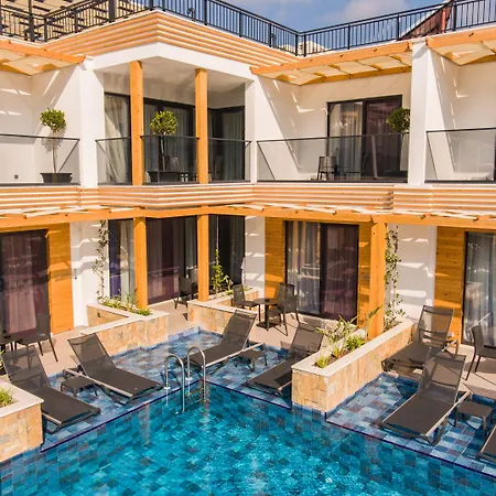 Otel L